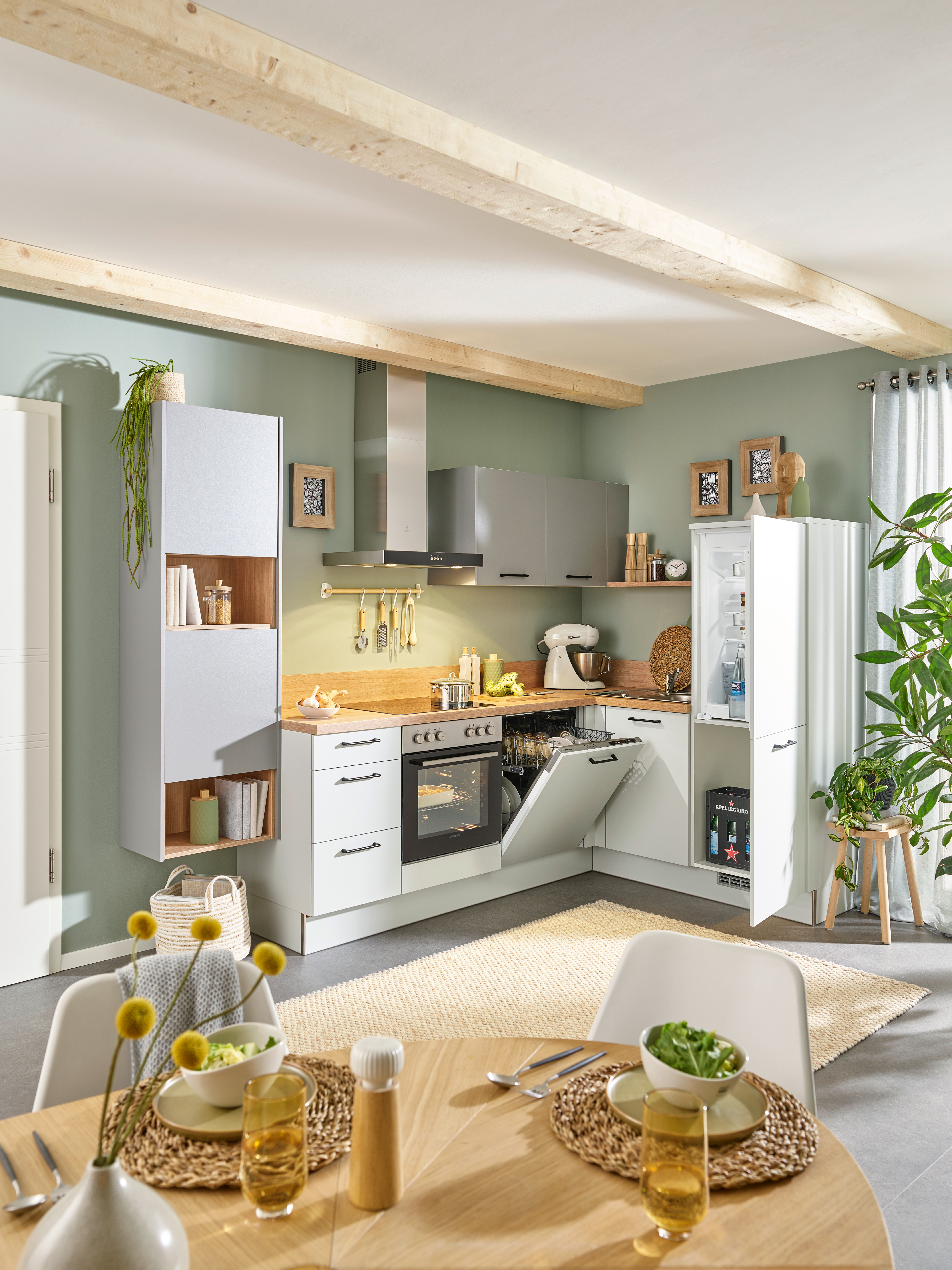 M4522232033947630_001